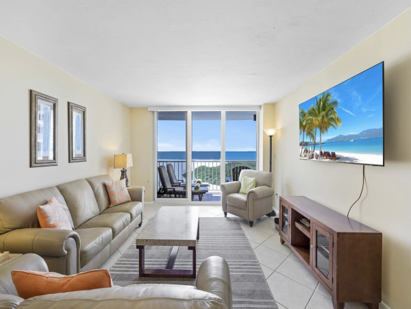 Gulf Front Two Bedroom Vacation Condo in Marco Island